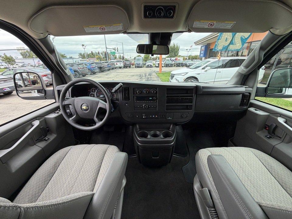 Used 2024 Chevrolet Express 3500 LT w/ LT Preferred Equipment Group RWD image 12