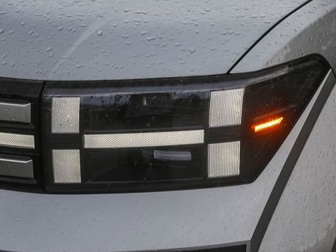 New 2026 Hyundai Santa Fe SE AWD/4WD image 8