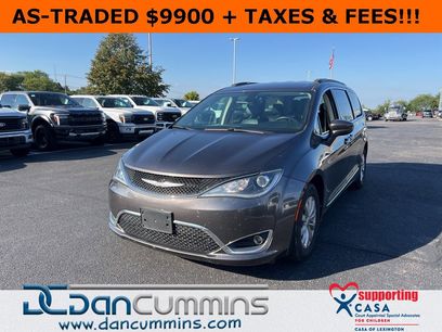 Used 2017 Chrysler Pacifica Touring-L