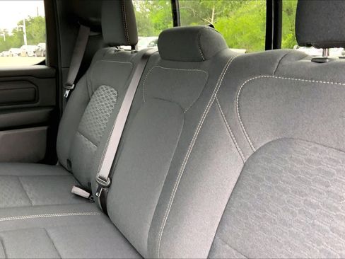 New 2026 RAM 1500 Express AWD/4WD image 16