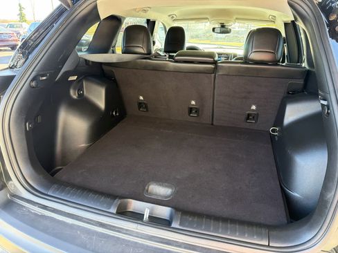 Used 2022 Jeep Cherokee Trailhawk w/ Premium Leather Package image 11