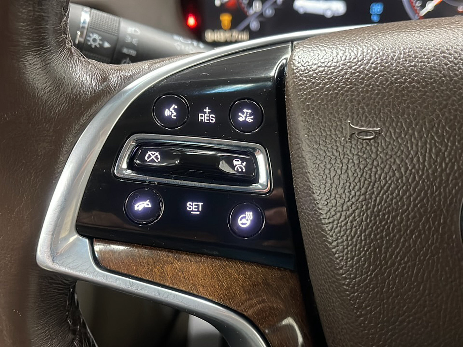 Used 2014 Cadillac XTS Premium w/ Driver Assist Package FWD image 6