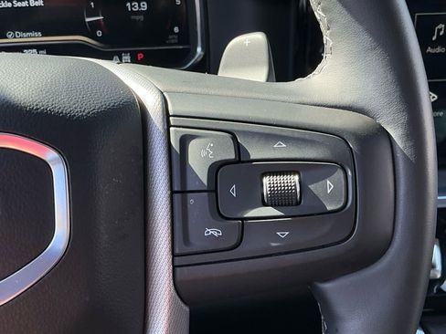 Used 2025 GMC Sierra 1500 Denali w/ Denali Reserve Package image 40