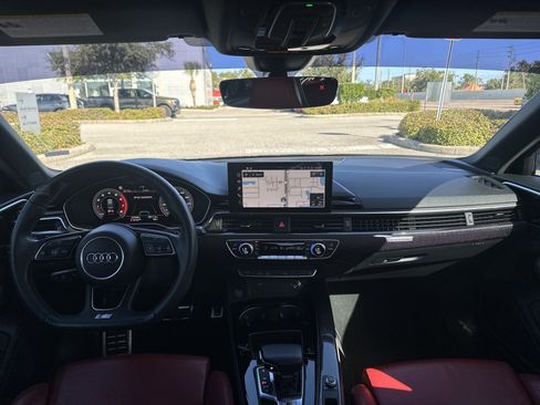 Used 2020 Audi S4 Premium Plus w/ Premium Plus Package image 8