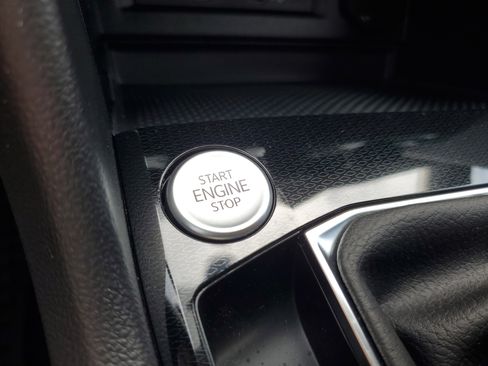 New 2025 Volkswagen Taos S image 24