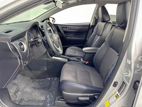 Used 2018 Toyota Corolla SE image 15