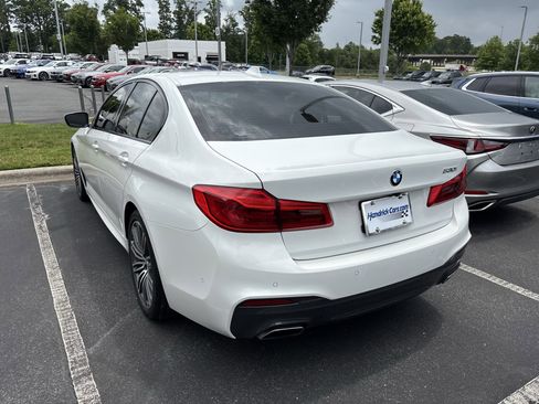 Used 2019 BMW 530i w/ M Sport Package RWD image 18