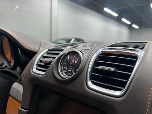 Used 2014 Porsche Cayman S image 45