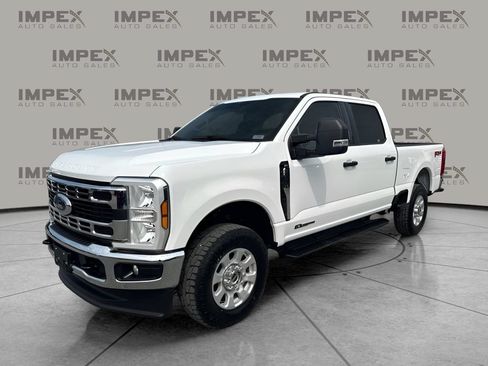Used 2024 Ford F250 XLT w/ FX4 Off-Road Package AWD/4WD image 1
