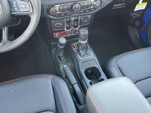 New 2026 Jeep Wrangler Unlimited Rubicon AWD/4WD image 14
