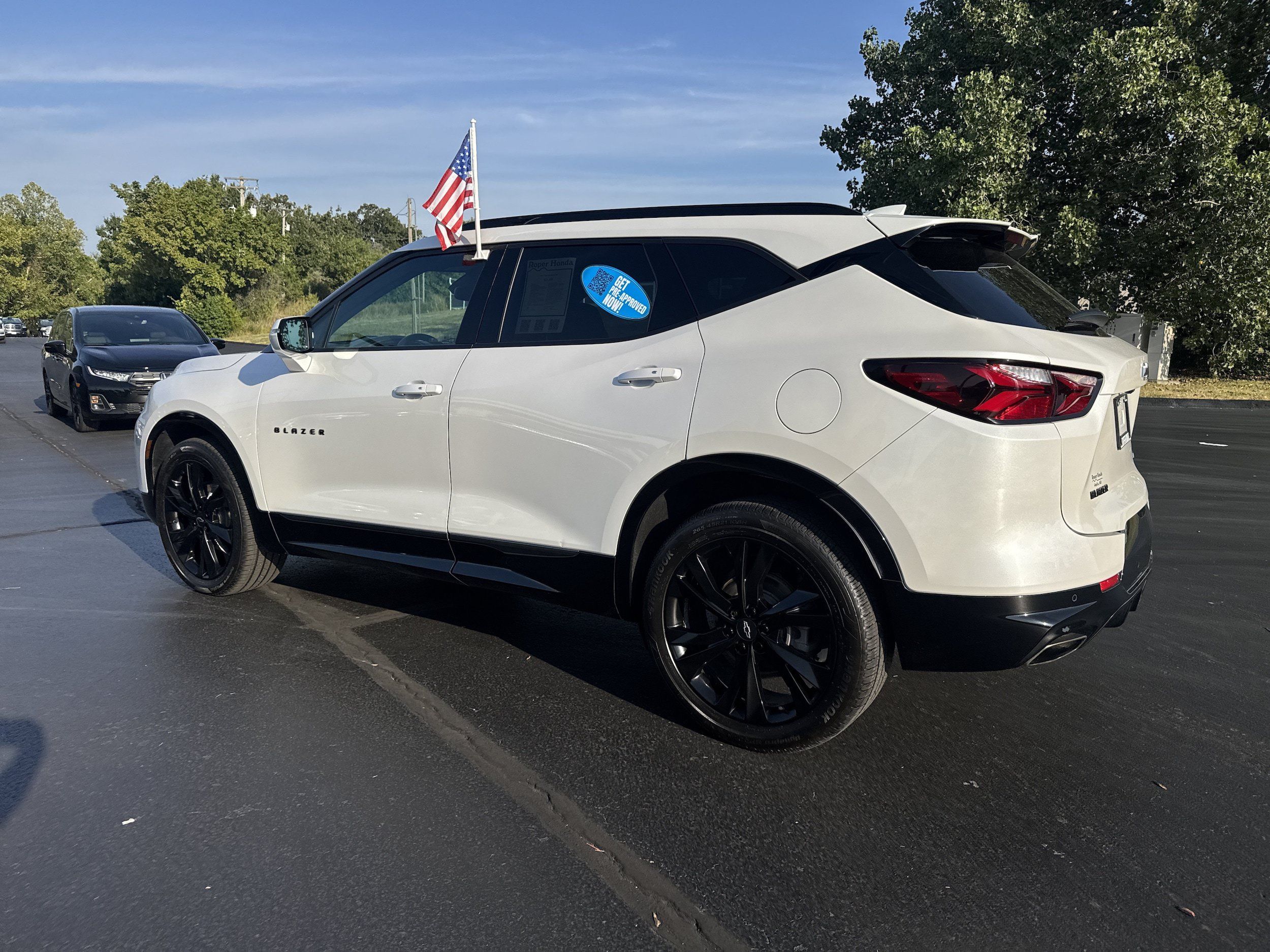 Used 2021 Chevrolet Blazer RS w/ Enhanced Convenience Package FWD image 3