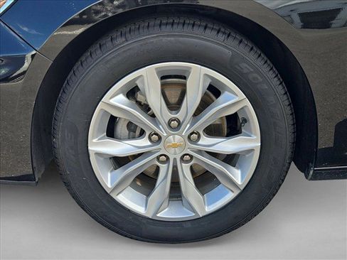 Used 2025 Chevrolet Malibu LT FWD image 23