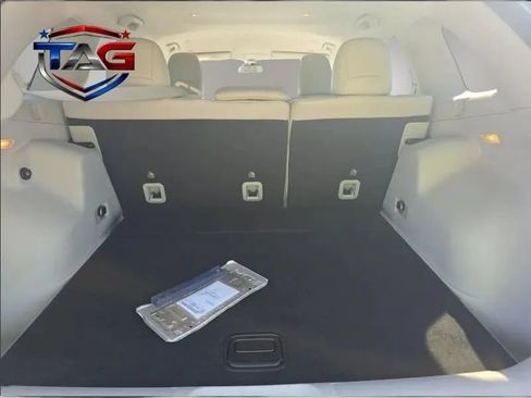 Used 2019 Jeep Cherokee Limited AWD/4WD image 4