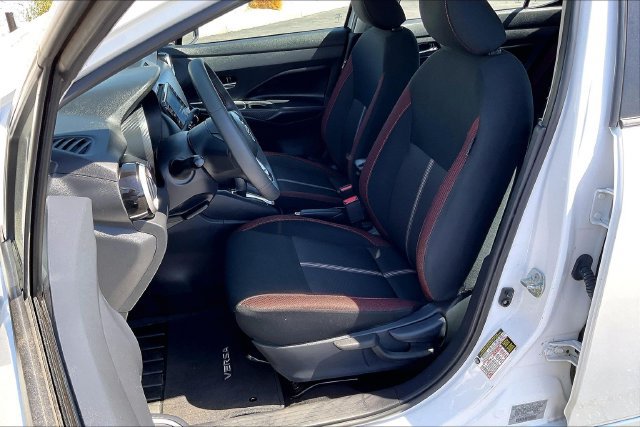 Certified 2024 Nissan Versa SR FWD image 24