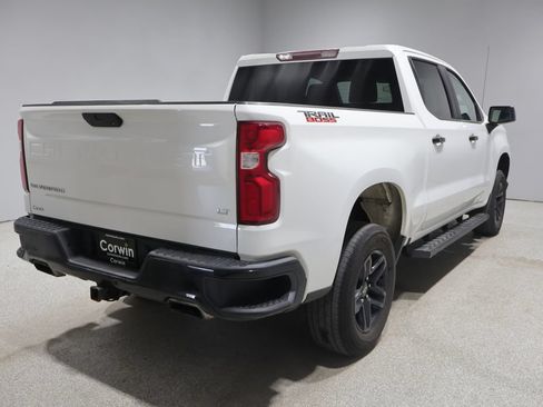 Used 2019 Chevrolet Silverado 1500 LT Trail Boss AWD/4WD image 2