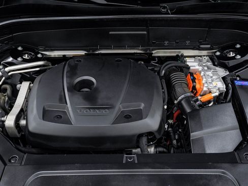 Used 2021 Volvo XC90 T8 Inscription image 28