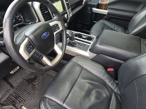 Used 2017 Ford F150 Lariat w/ Equipment Group 502A Luxury image 9