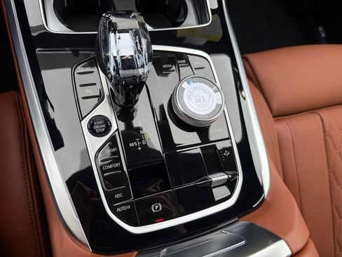 New 2026 BMW ALPINA XB7 image 21