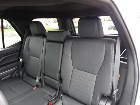 New 2025 Toyota 4Runner TRD Off-Road Premium image 12