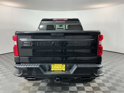 Used 2020 Chevrolet Silverado 1500 LT Trail Boss w/ Midnight Edition AWD/4WD image 5