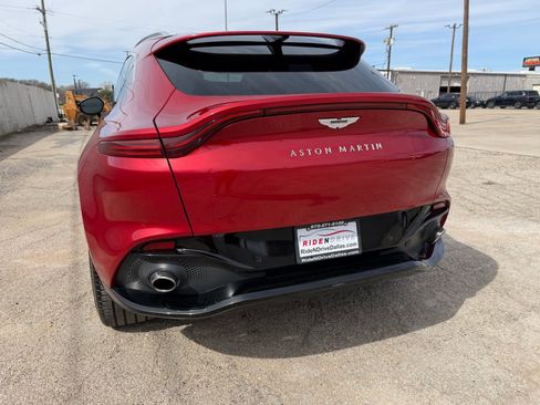 Used 2021 Aston Martin DBX image 5