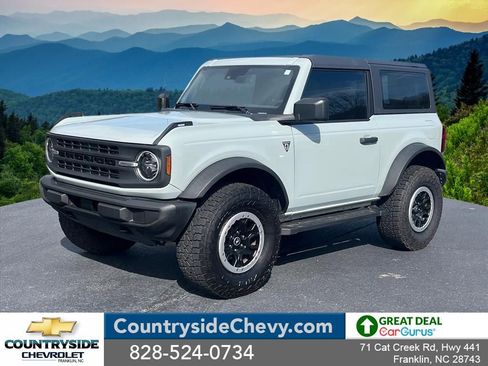 Used 2022 Ford Bronco 2-Door w/ Sasquatch Package image 1