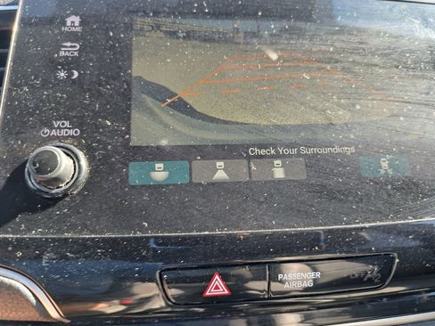 Used 2021 Honda Pilot Touring image 10