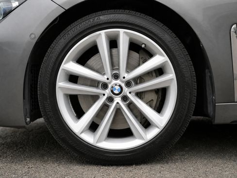 Used 2016 BMW 750i xDrive AWD/4WD image 7