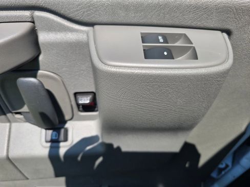 New 2025 Chevrolet Express 3500 w/ Power Convenience Package RWD image 15
