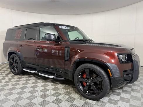 Used 2024 Land Rover Defender 130 X AWD/4WD image 14