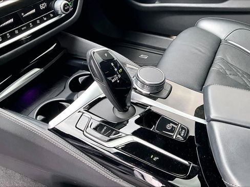 Certified 2023 BMW 540i w/ M Sport Package RWD image 18