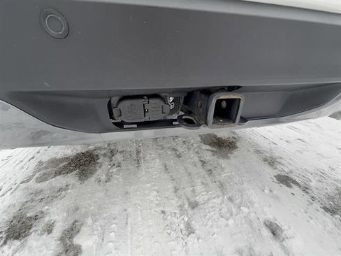 Certified 2023 Ford Explorer XLT w/ Equipment Group 202A image 31