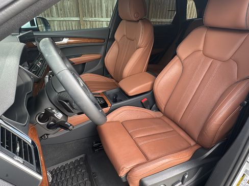 Used 2025 Audi Q5 2.0T Premium Plus image 14