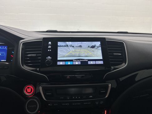 Used 2019 Honda Pilot Elite image 25