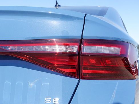 New 2026 Volkswagen Jetta SE image 7