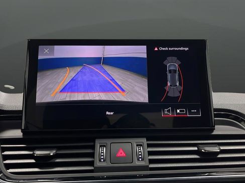 Used 2022 Audi Q5 2.0T Premium w/ Convenience Package image 14