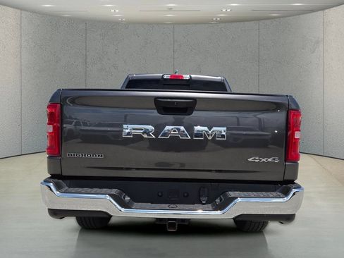 Used 2025 RAM 1500 Big Horn AWD/4WD image 6