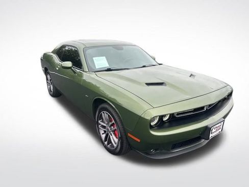 Used 2018 Dodge Challenger GT w/ Driver Convenience Group image 7