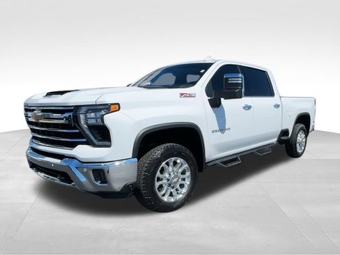 Used 2024 Chevrolet Silverado 2500 LTZ w/ LTZ Convenience Package AWD/4WD image 4
