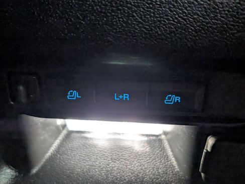 Used 2023 Ford Explorer Limited w/ Equipment Group 301A image 24