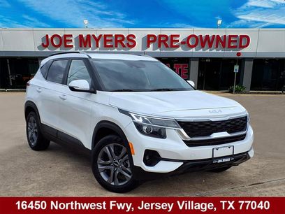 Used 2023 Kia Seltos S w/ Navigation Package