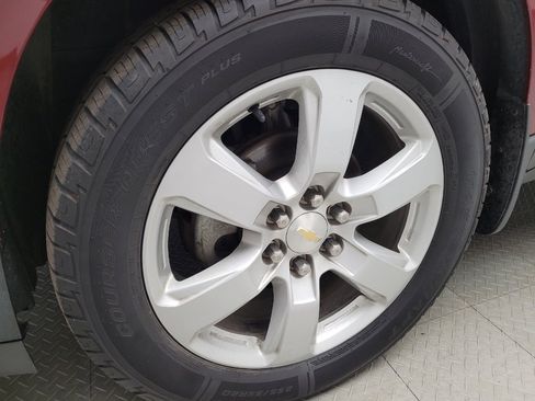 Used 2017 Chevrolet Traverse LT w/ Style and Technology Package FWD image 31