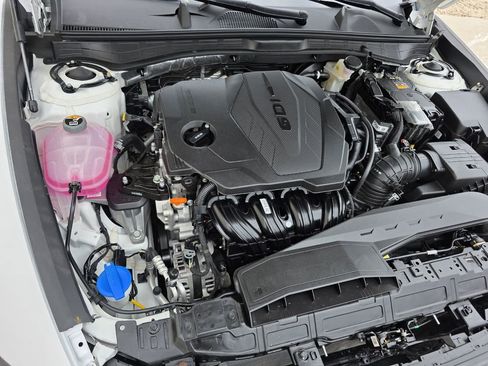 Used 2025 Hyundai Sonata SEL FWD image 33