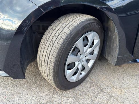 Used 2023 Toyota Corolla LE FWD image 23