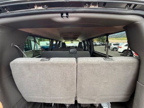 Used 2017 Chevrolet Express 3500 LT w/ LT Preferred Equipment Group image 25