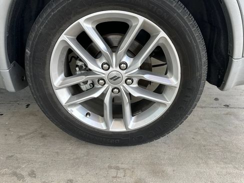 Used 2024 Dodge Durango GT RWD image 7