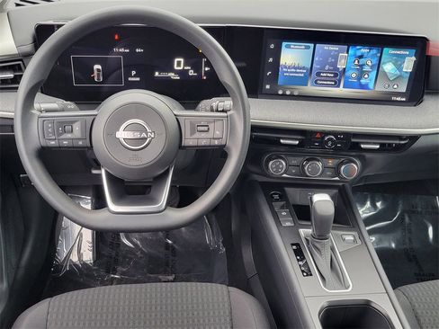 New 2026 Nissan Kicks S image 5