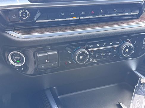 Used 2024 Chevrolet Silverado 3500 LT w/ Z71 Sport Edition image 21