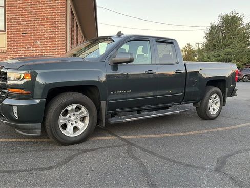 Used 2019 Chevrolet Silverado 1500 LT w/ All Star Edition image 3