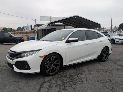Used 2018 Honda Civic Sport image 9